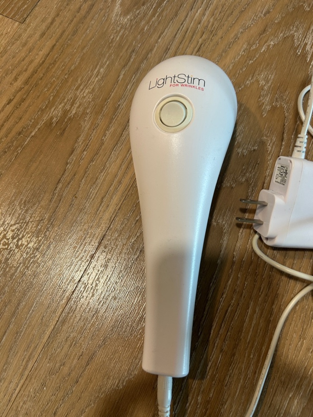 LightStim Wrinkle Device in White - LED Anti-Aging Facial Tool